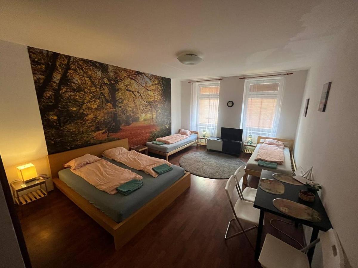 Apartments Spolkova Brno Buitenkant foto